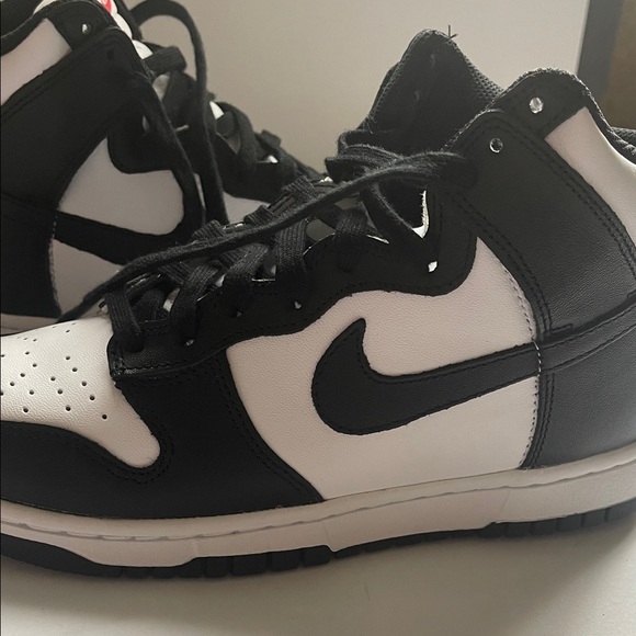 NIB- Nike High Dunks Pandas Men/Women Black and White - Picture 10 of 13